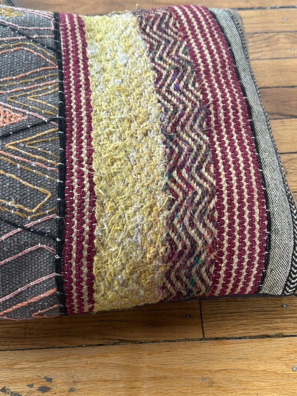 VINTAGE BOHO TURKISH KILIM SOUTH WESTERN MATCHING PAIR PILLOWS CUSHIONS